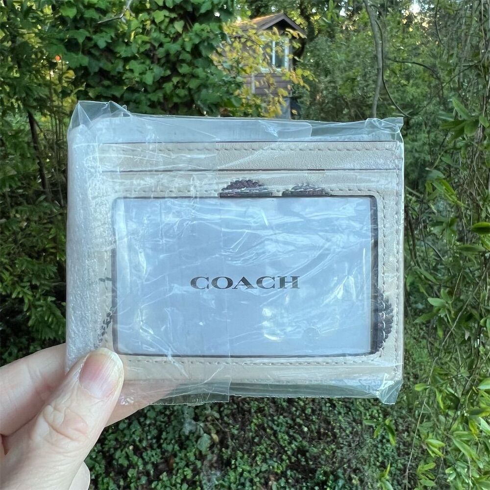 COACH Slim Id Card Case With Sequin Cherry Print CDG88 NWT AUTHENTIC - Picture 4 of 9